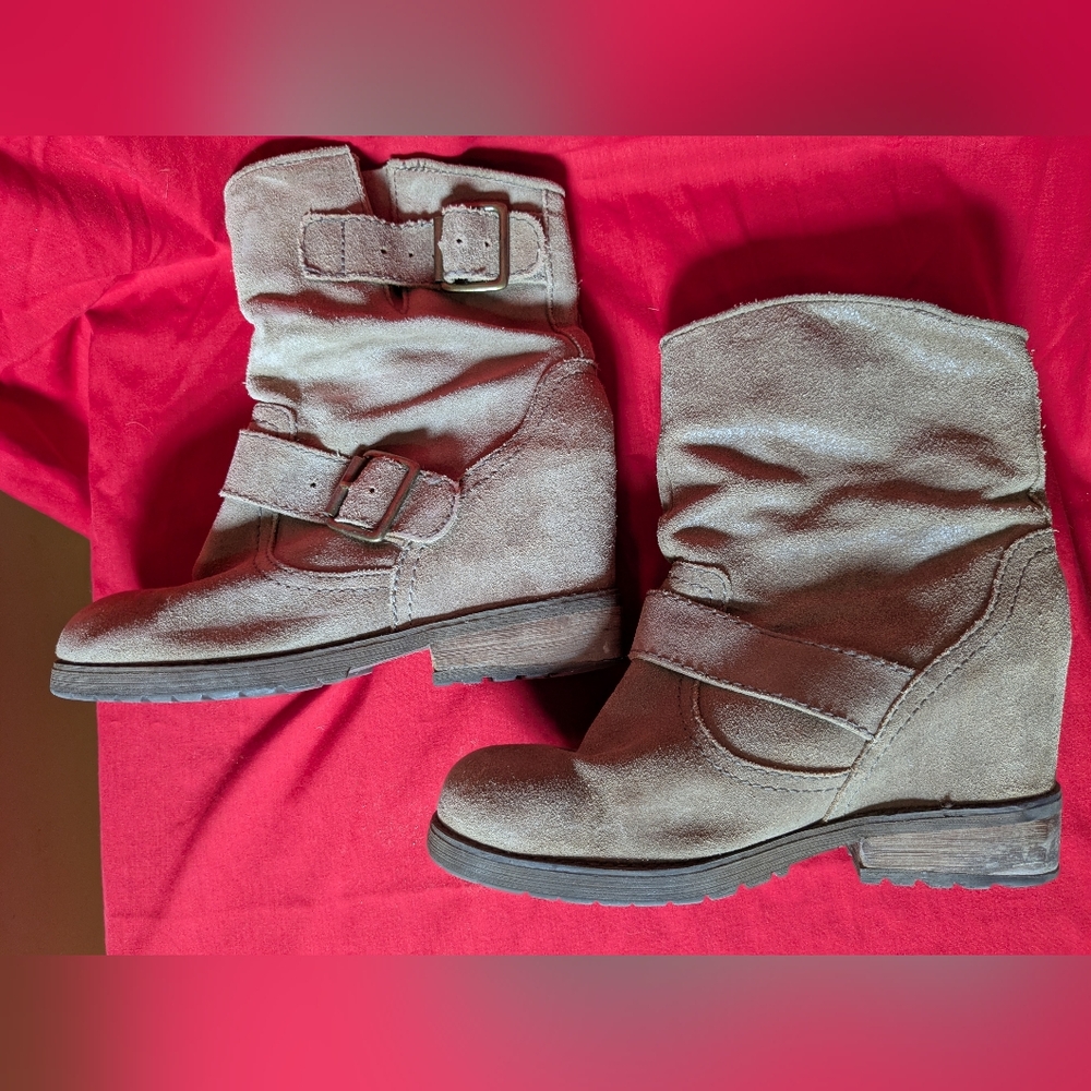 Concealed High Heel Tan Suede Ankle Boots